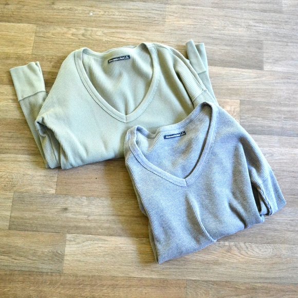 Abercrombie Long Sleeve Waffle V-neck Thermal Shirt Bundle Size Smalls - Picture 1 of 5
